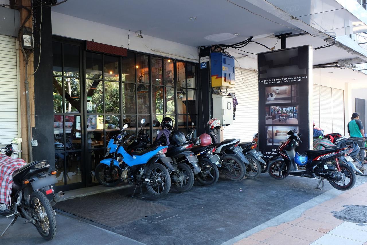 Juanda Airport Hostel Gedangan Exterior photo